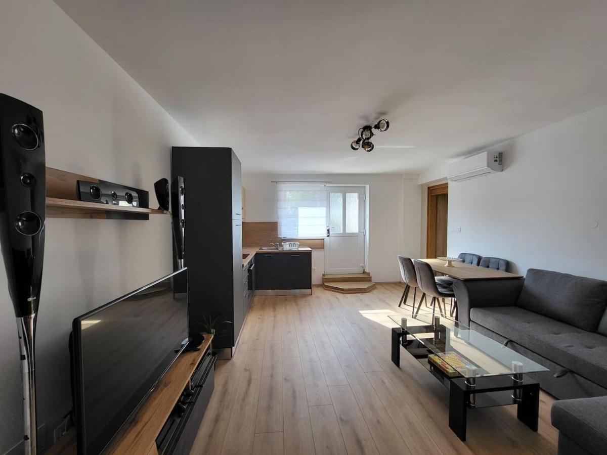 Apartment Dado Slunj Eksteriør billede